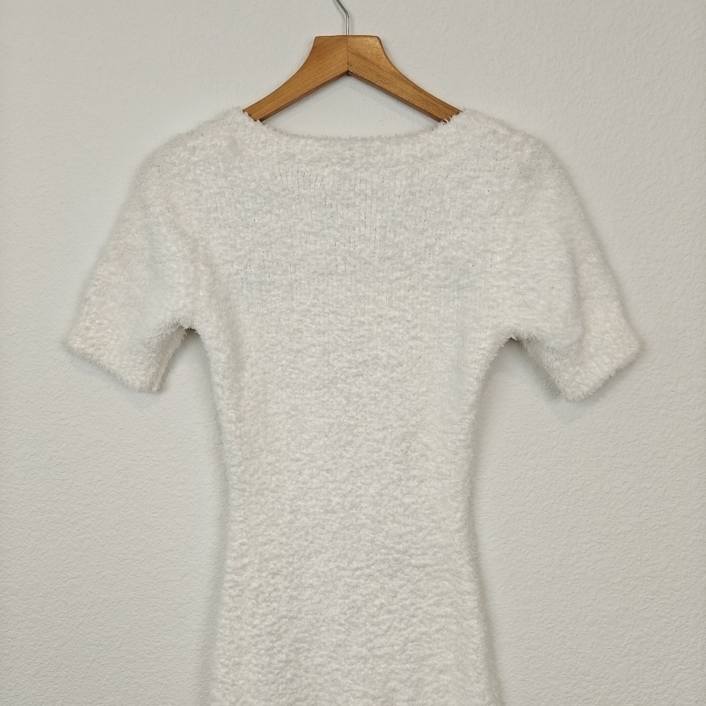 Meshki Fuzzy Teddi White Short Sleeve Bodycon Mini Dress Size Small Women's - Picture 11 of 13